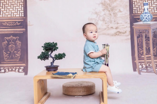 安达宝宝多久不用拍嗝